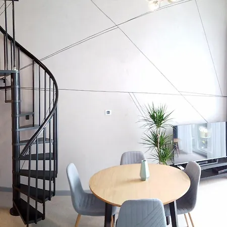Διαμέρισμα Wroclove Airport Loft