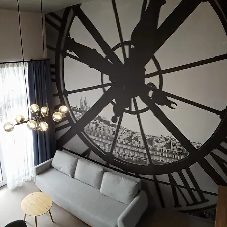 Wroclove Airport Loft 公寓 *